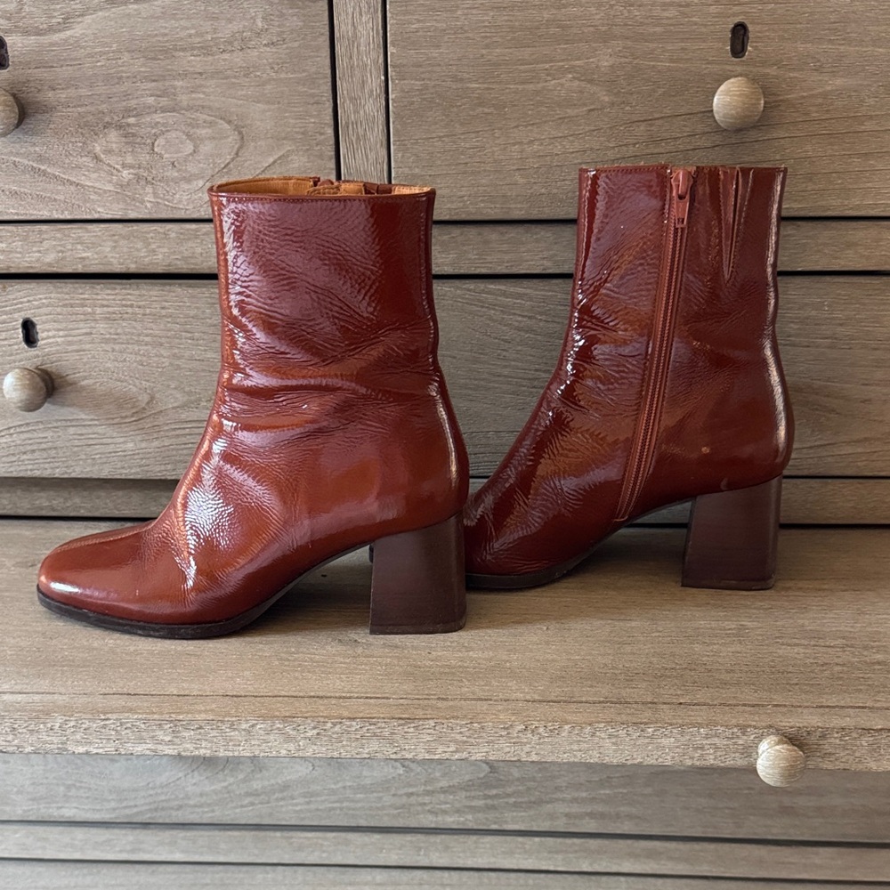 Sezane Brown Leather Ankle Boots with stacked heel